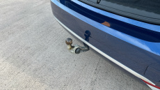 BMW 2 Series 225e xDrive Luxury 5dr DCT Hatchback